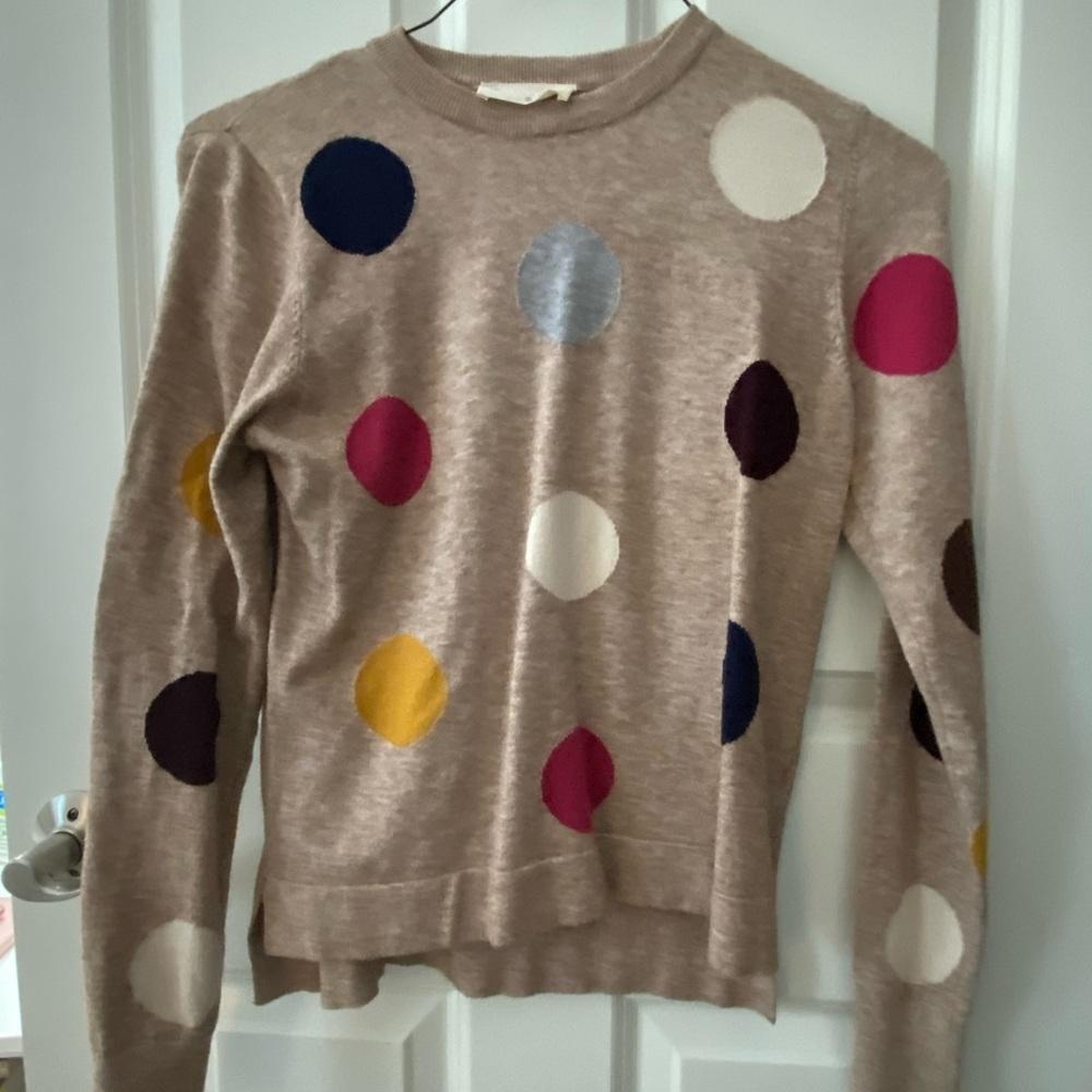 light weight sweater perfect transition to Spring
